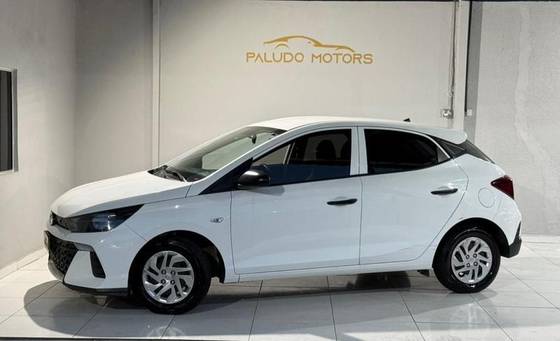 HYUNDAI HB20 1.0 12V FLEX COMFORT MANUAL HYUNDAI HB20 1.0 12V FLEX COMFORT MANUAL
